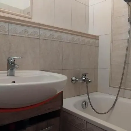 Aranypart Club218 Beatrix Wellness Apartman