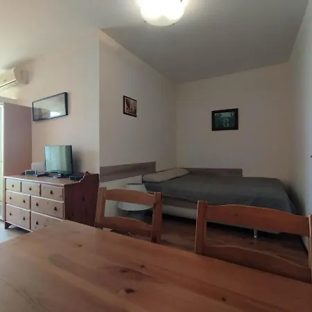 Aranypart Club218 Beatrix Wellness Apartman 公寓 *